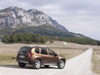 Renault Duster 2010 photo