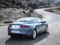 Renault Laguna Coupe photo