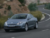 Renault Laguna Coupe photo