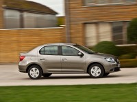 Renault Symbol 2012 photo