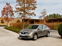 Renault Symbol 2012 photo