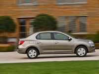 Renault Symbol 2012 photo